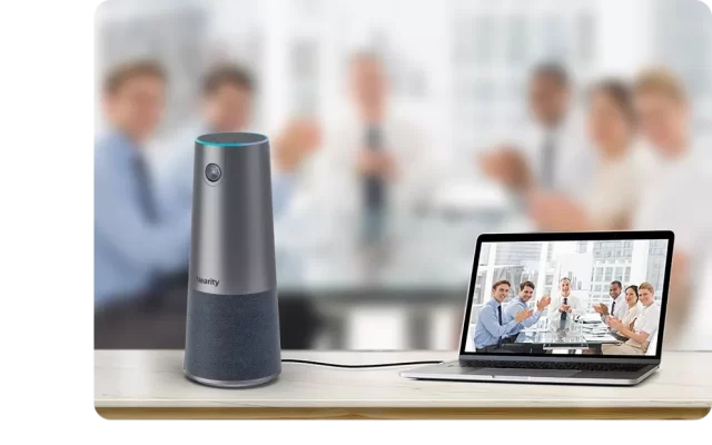 El altavoz de esta cámara videoconferencia con su conexión USB plug-and-play, le permite conectarse fácilmente a través de un cable USB